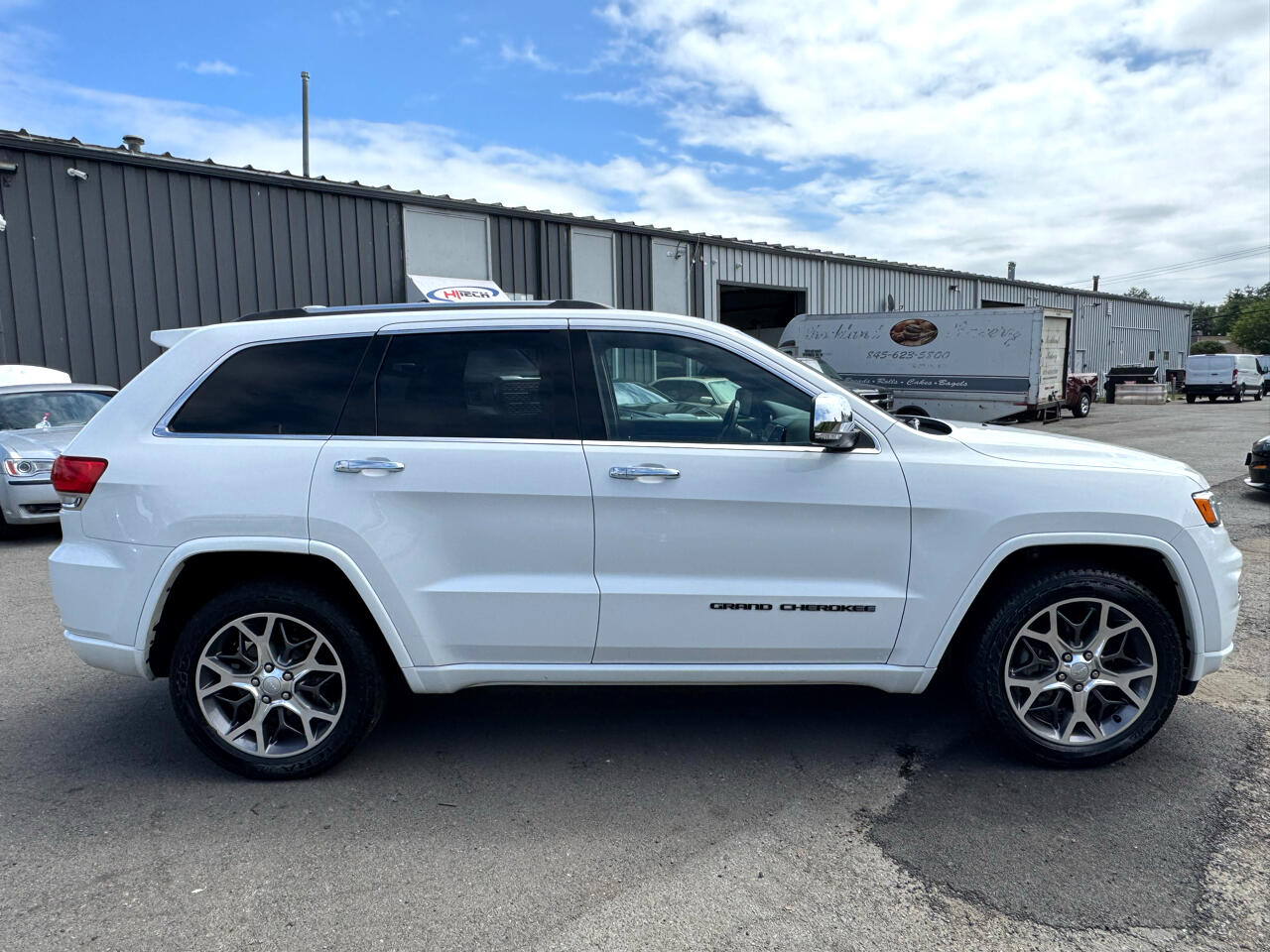2020 Jeep Grand Cherokee Overland photo 4