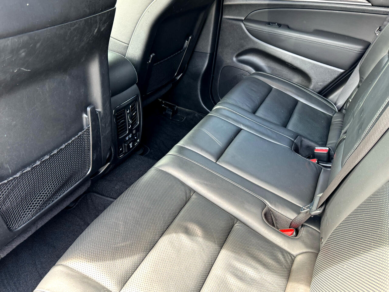 2020 Jeep Grand Cherokee Overland photo 15