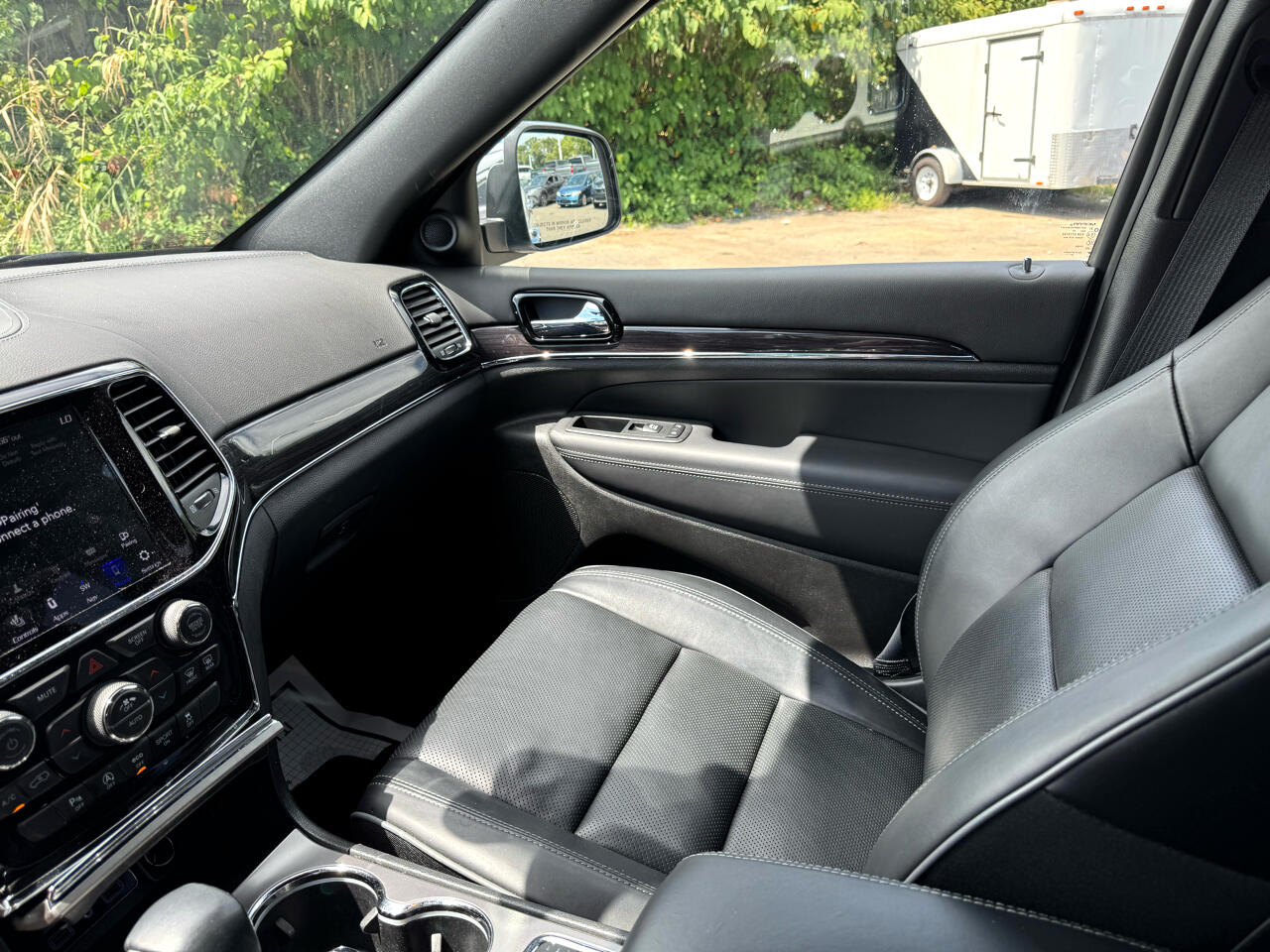 2020 Jeep Grand Cherokee Overland photo 19