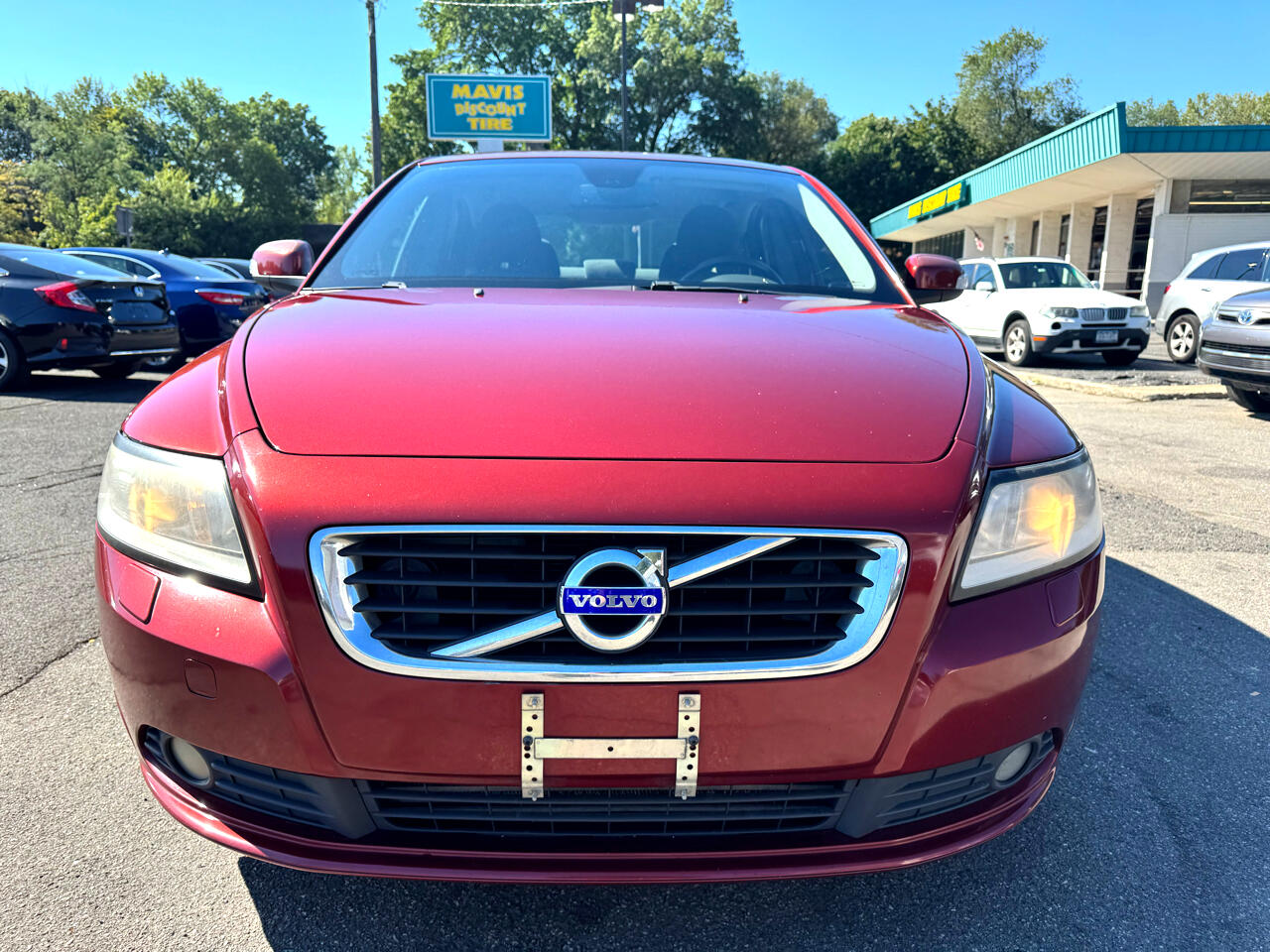 2011 Volvo S40 photo 2