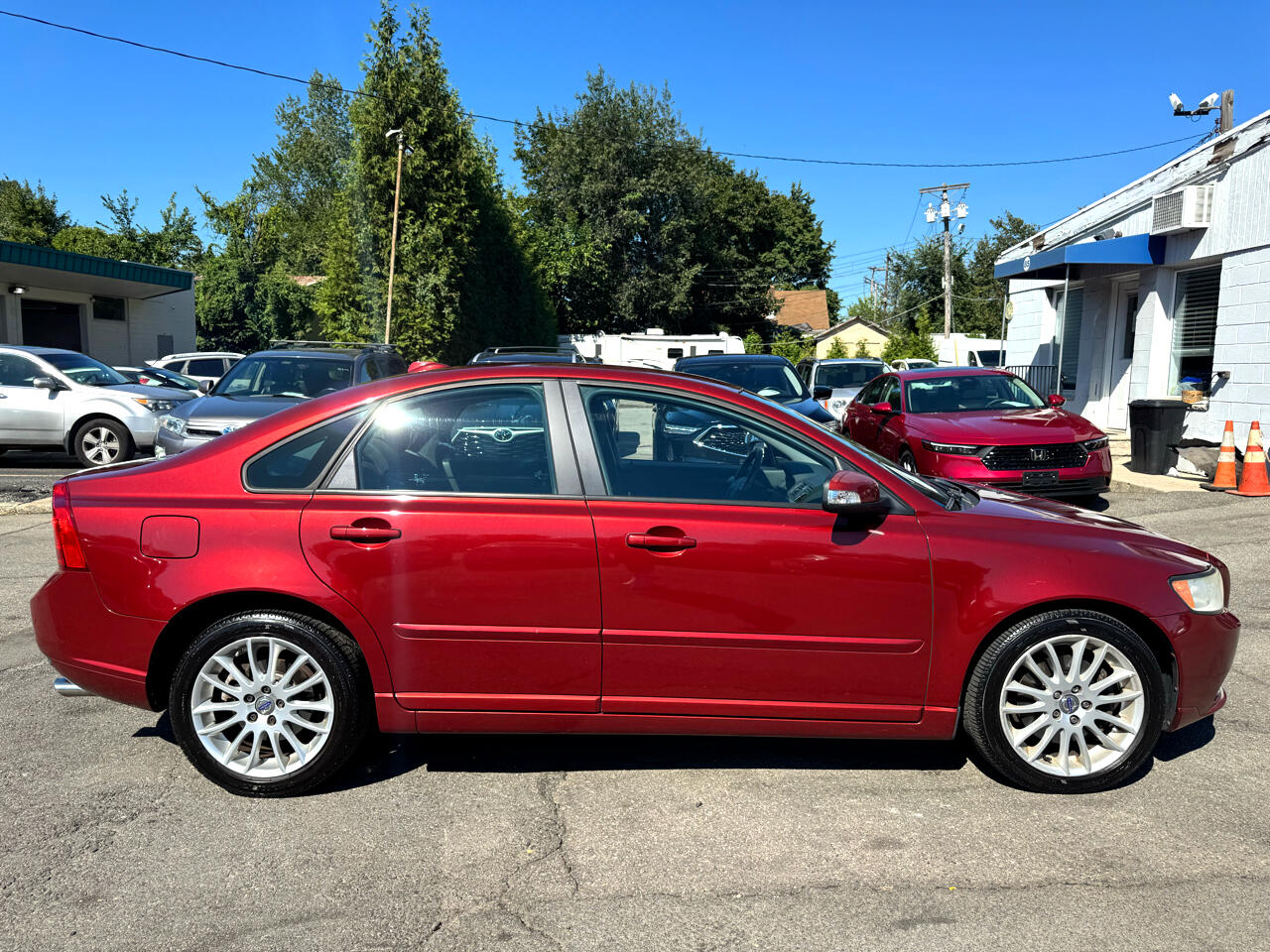 2011 Volvo S40 photo 4