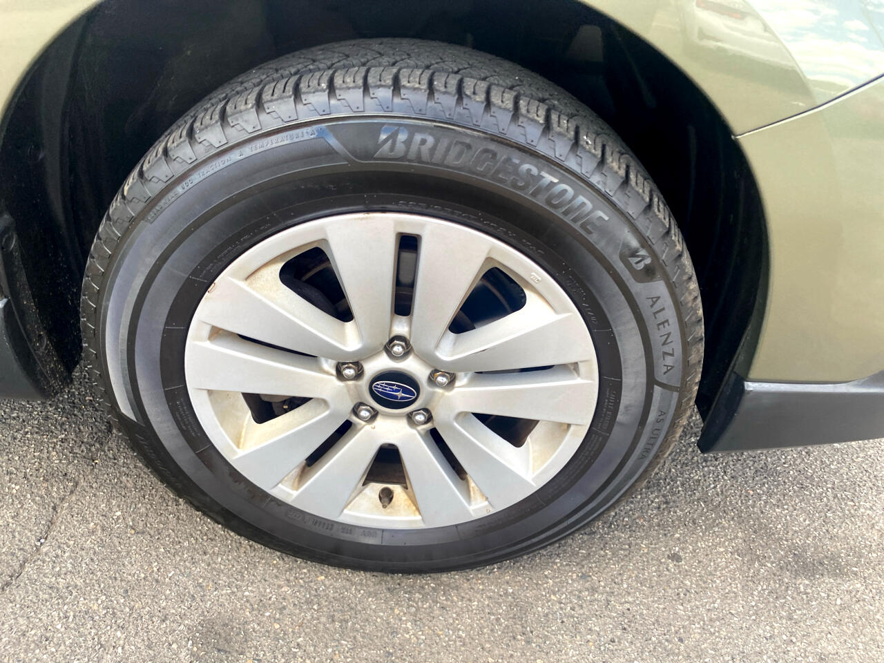 2019 Subaru Outback 2.5i Premium photo 4