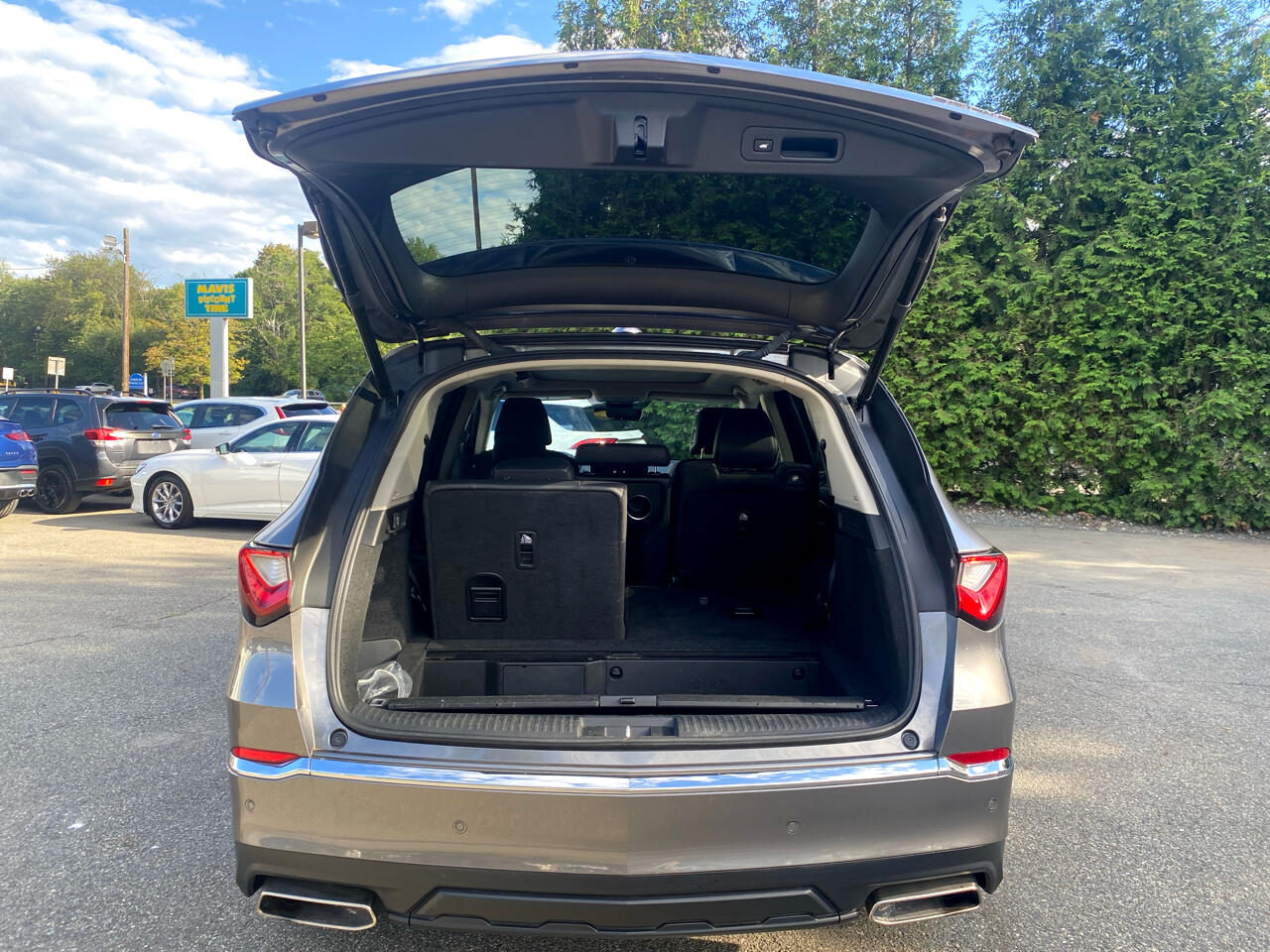 2022 Acura MDX SH-AWD Technology photo 10