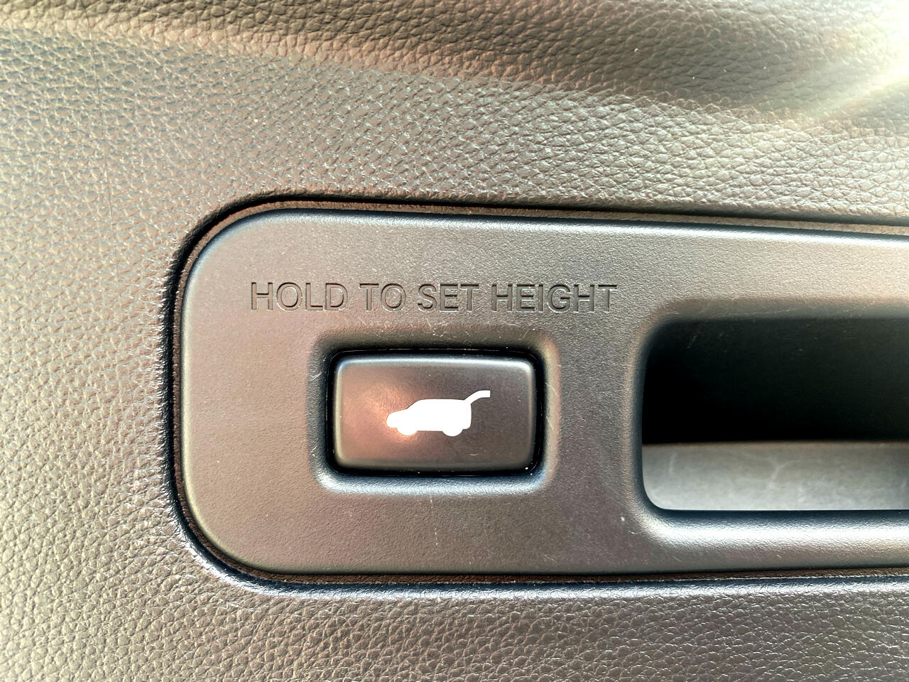 2022 Acura MDX SH-AWD Technology photo 12