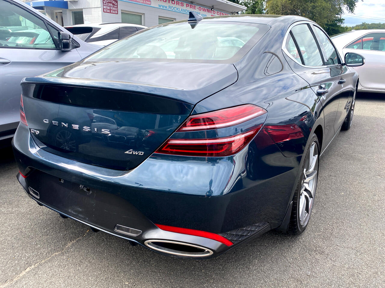 2024 Genesis G70 2.5T photo 6