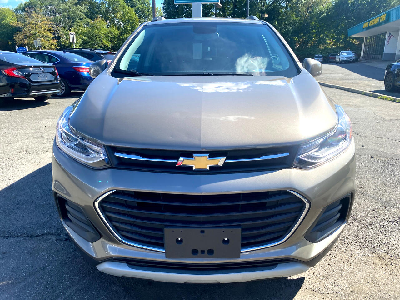 2020 Chevrolet Trax LT photo 2