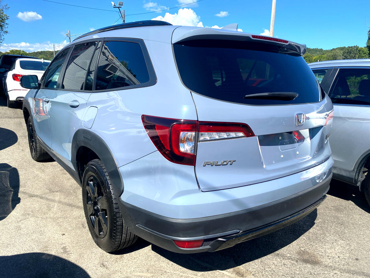 2022 Honda Pilot TrailSport photo 12