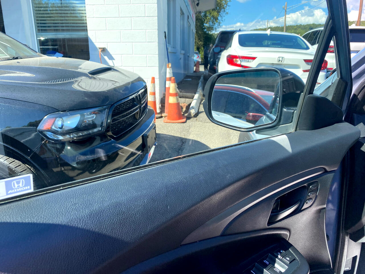 2022 Honda Pilot TrailSport photo 16