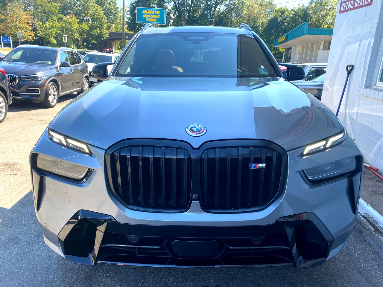 2023 Bmw X7 M60i photo 2