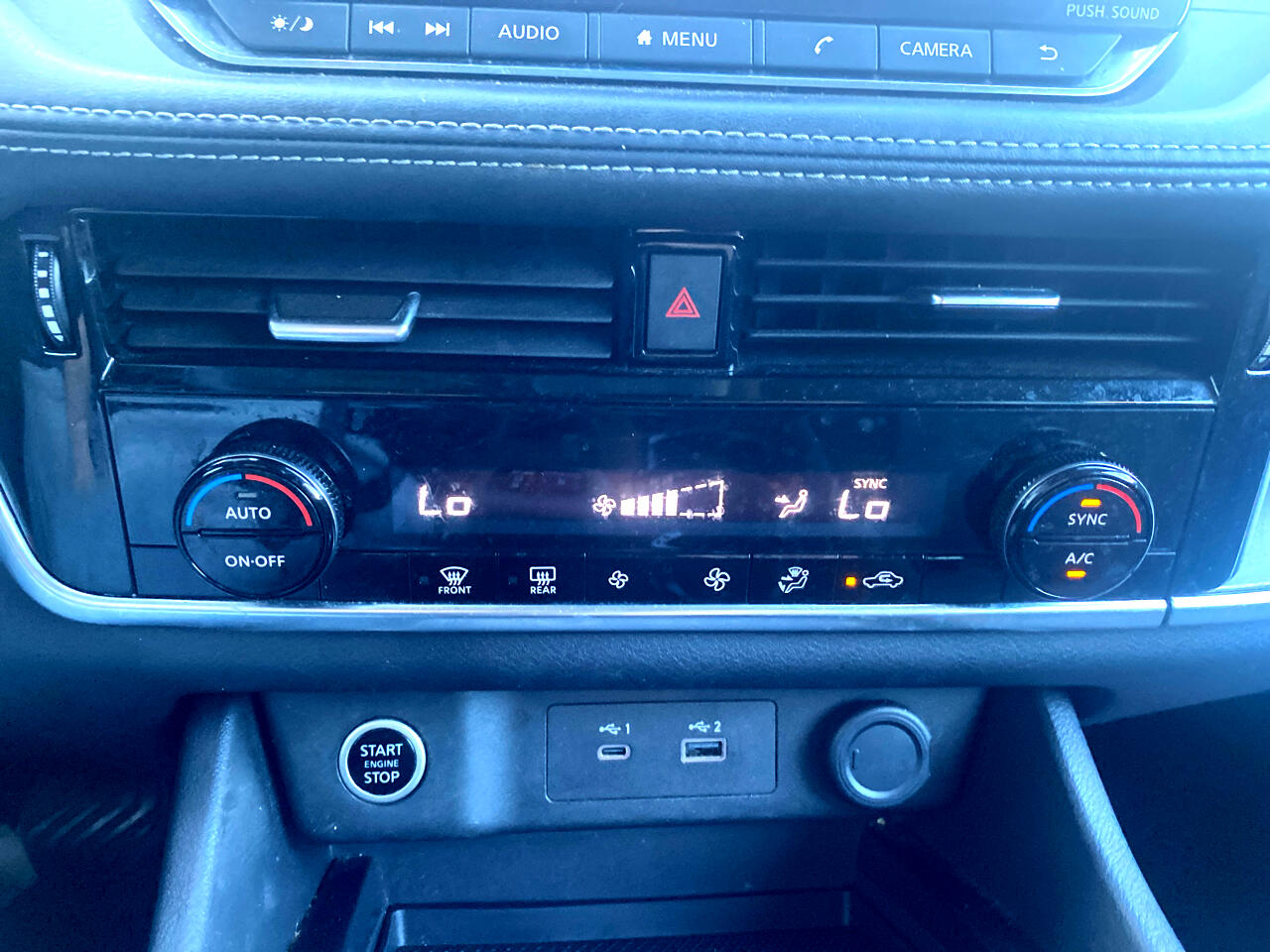 2021 Nissan Rogue SV photo 24