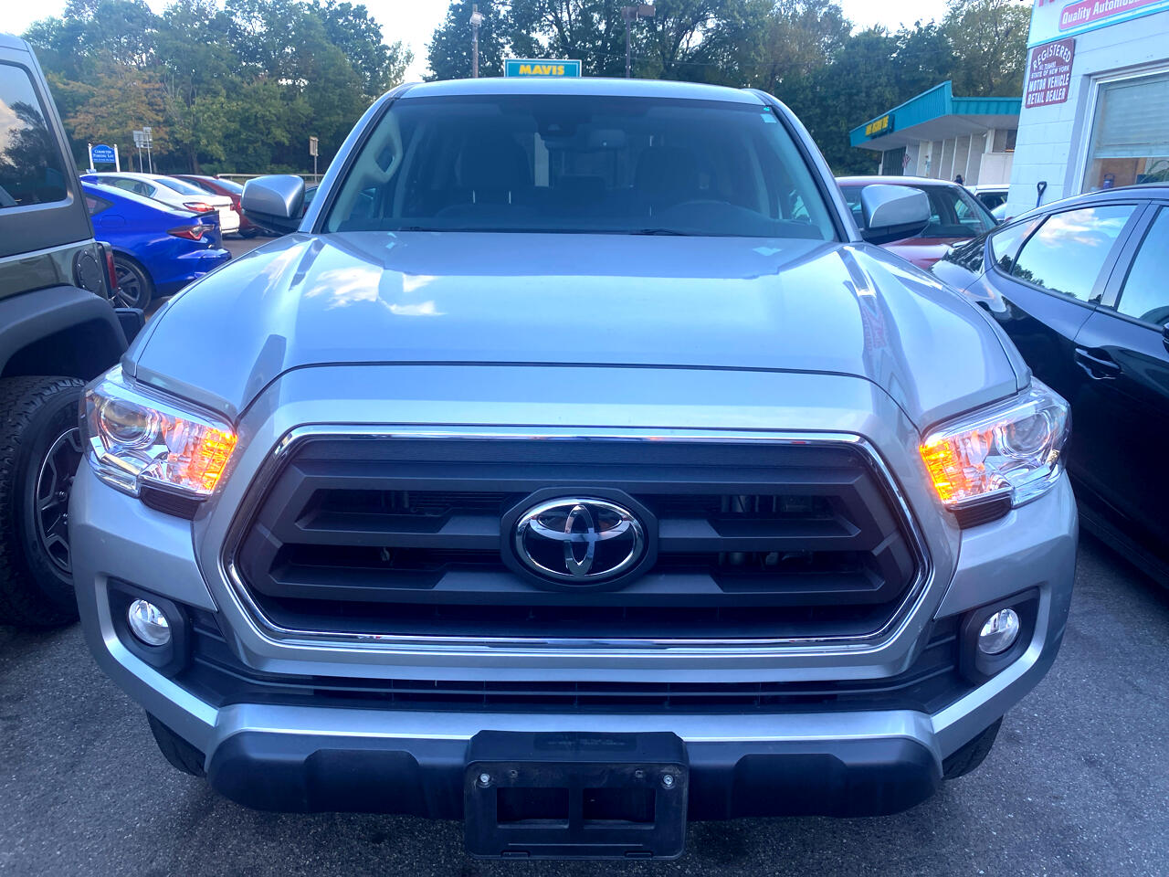 2022 Toyota Tacoma 4x4 TRD Double Cab V6 photo 2