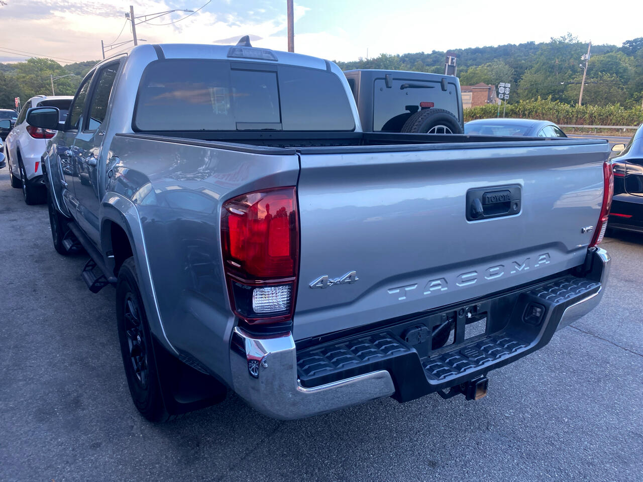 2022 Toyota Tacoma 4x4 TRD Double Cab V6 photo 11