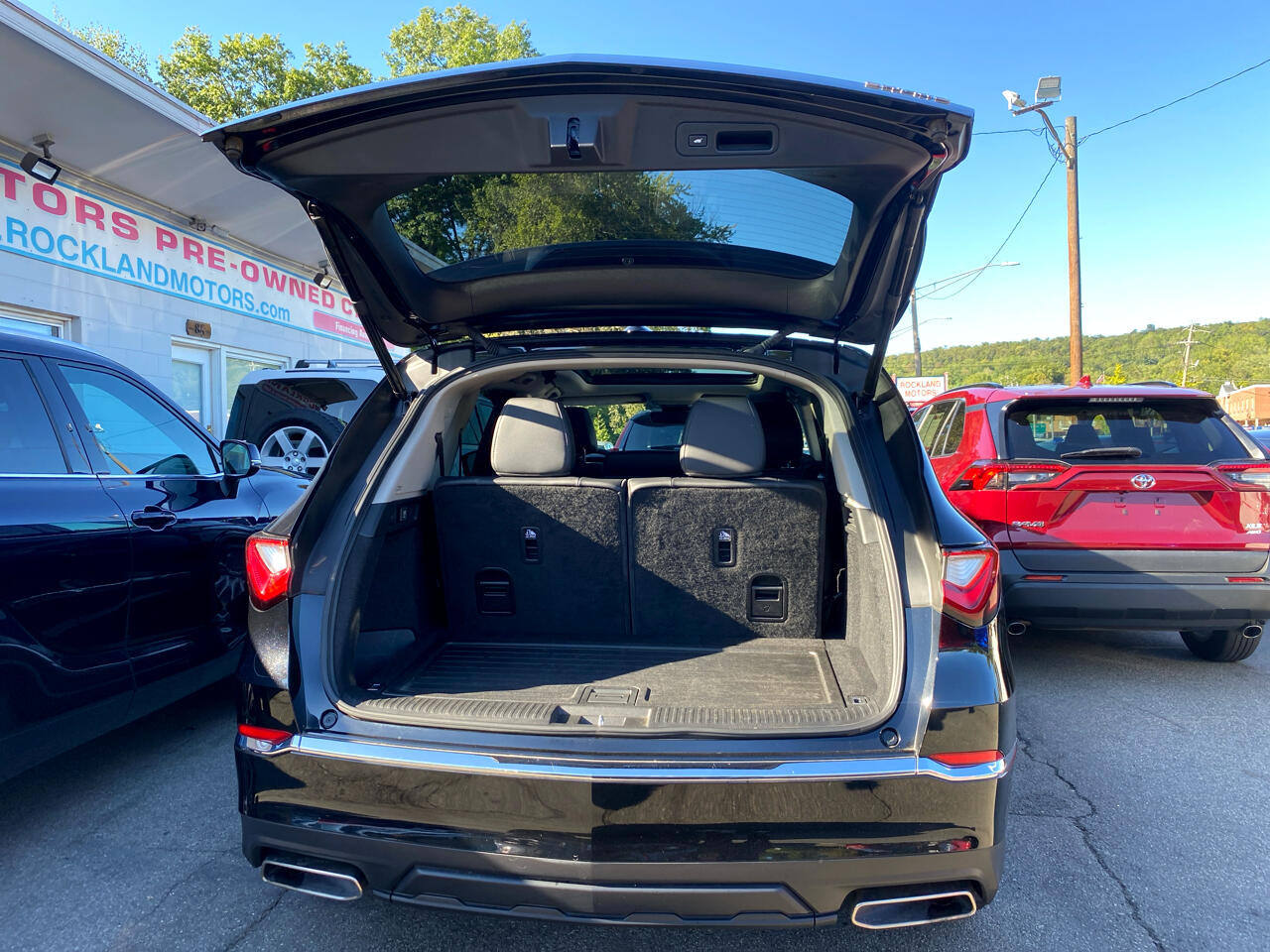 2023 Acura MDX SH-AWD photo 9