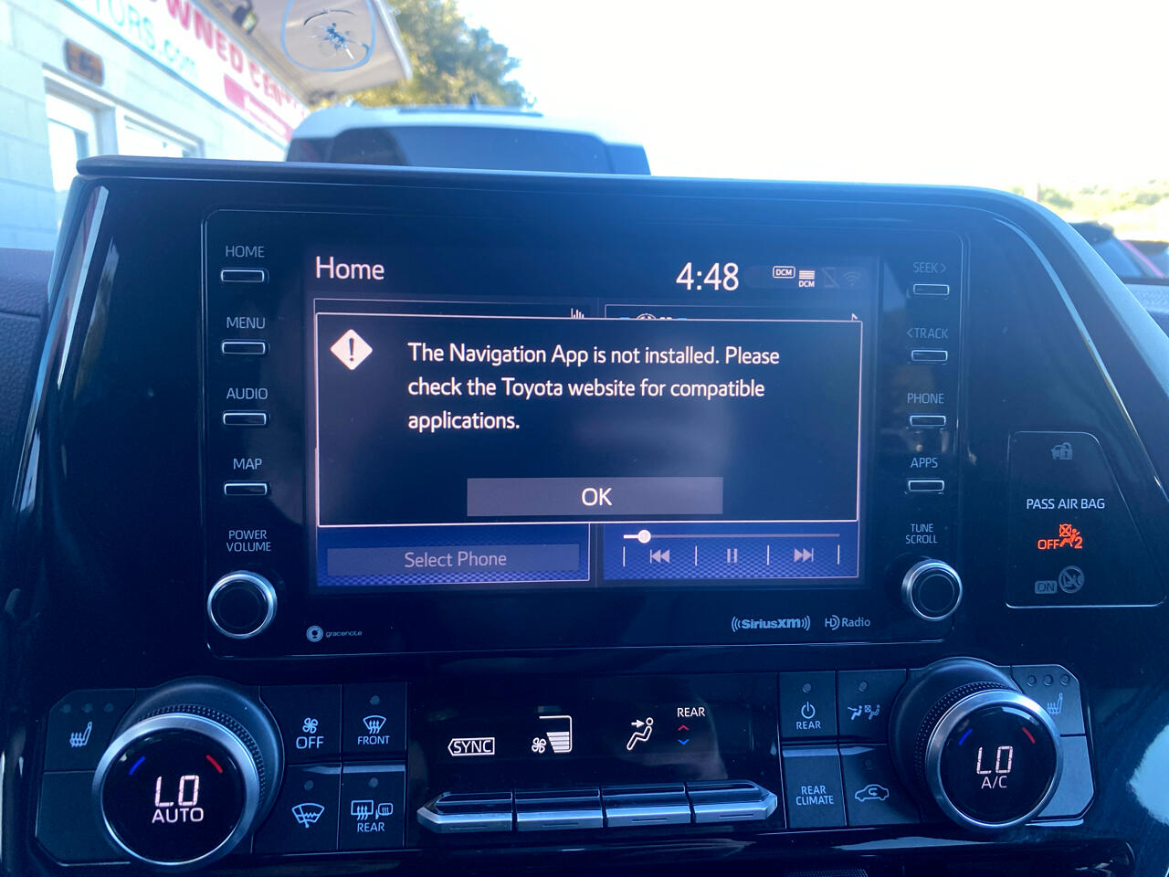 2022 Toyota Highlander XLE photo 26