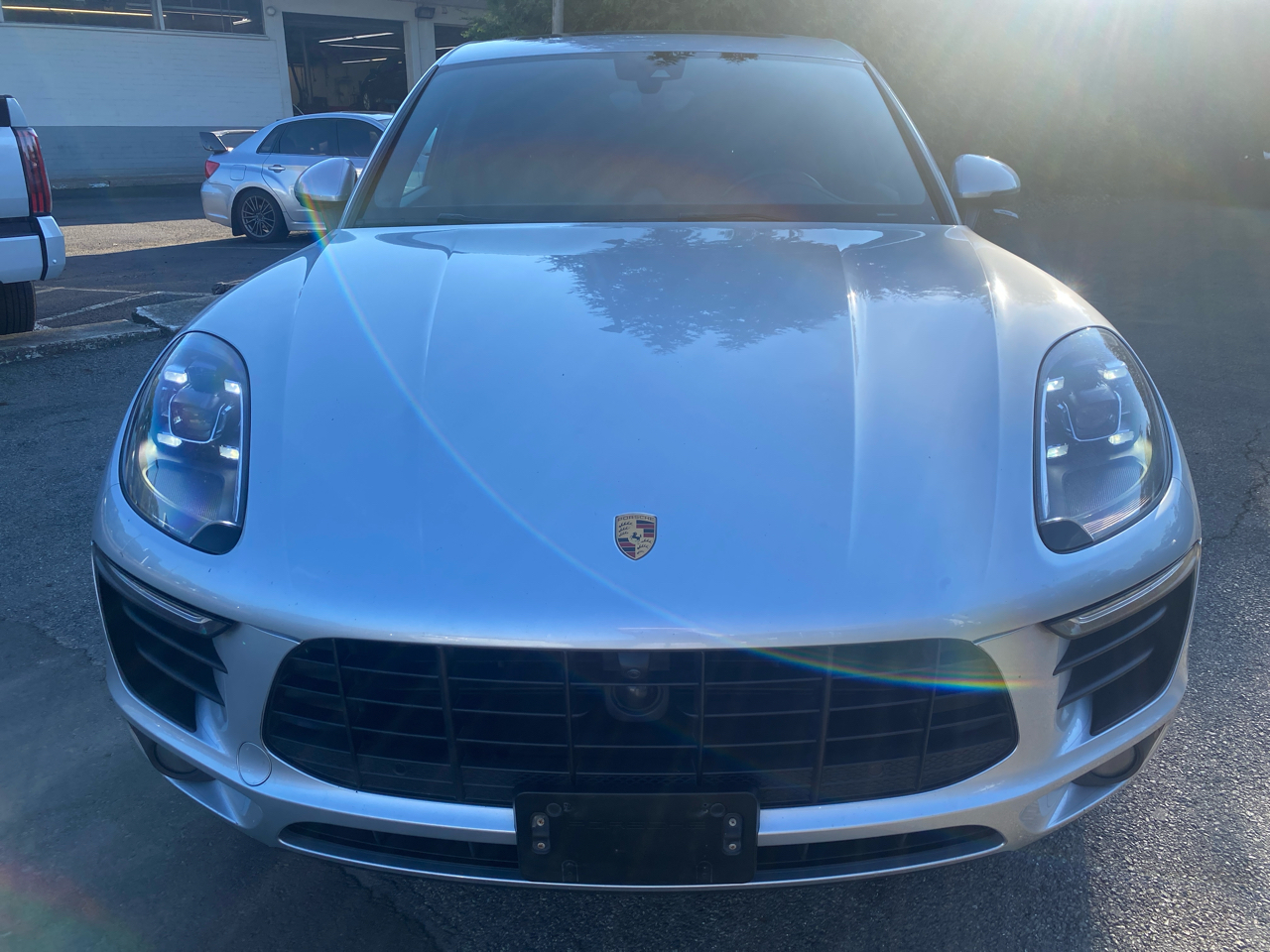 2017 Porsche Macan S photo 2