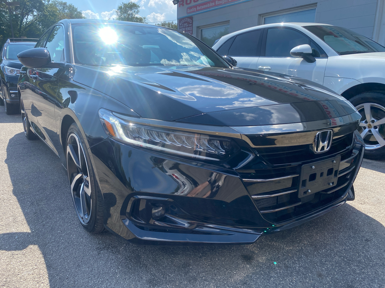2022 Honda Accord Sport 1.5T photo 2