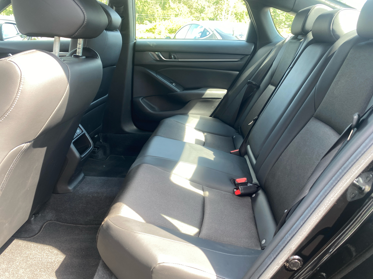 2022 Honda Accord Sport 1.5T photo 17