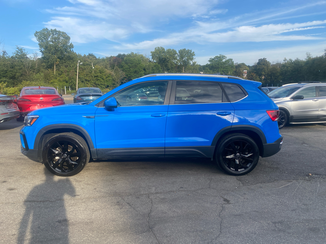 2023 Volkswagen Taos SE photo 17
