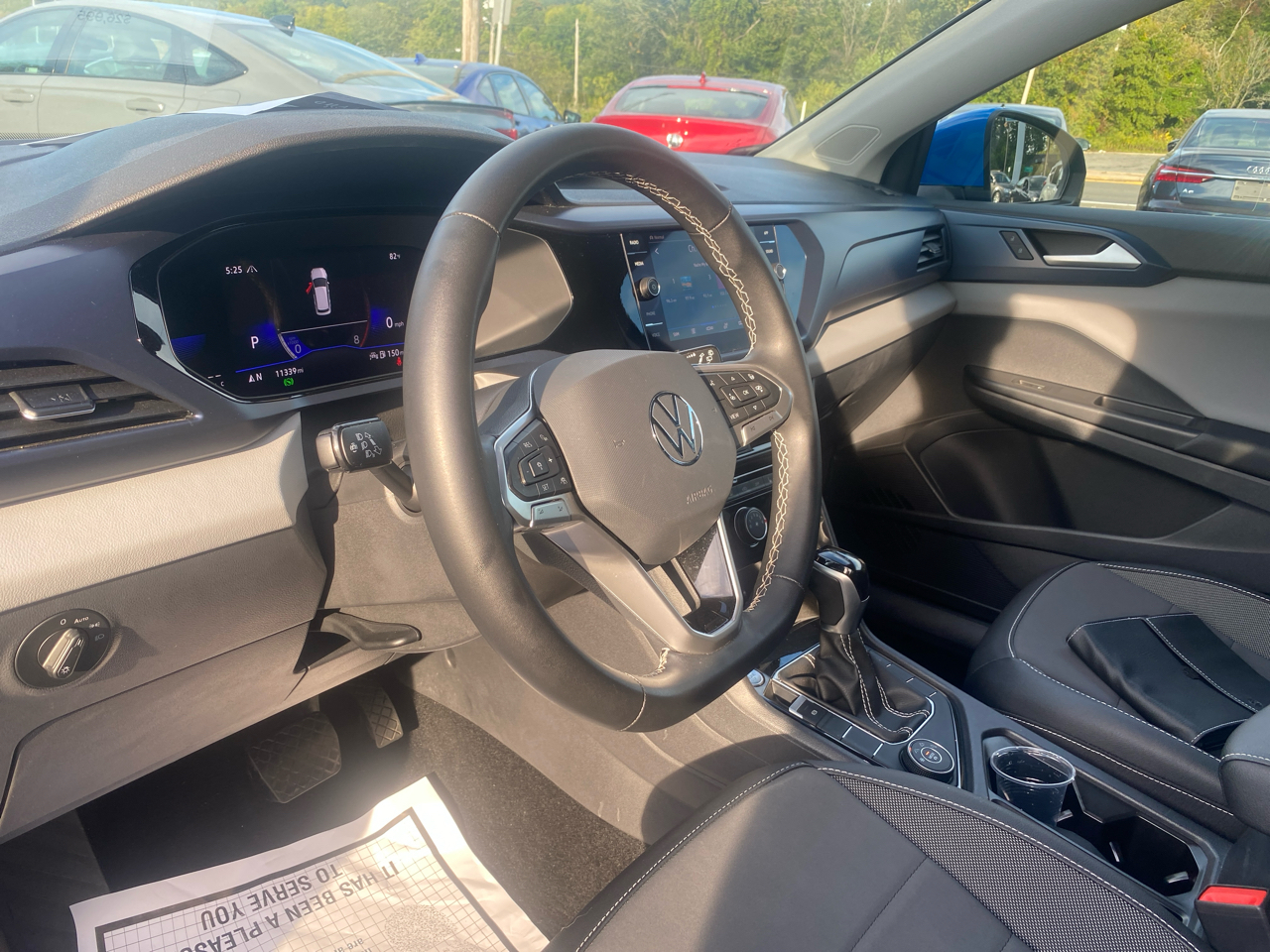 2023 Volkswagen Taos SE photo 20