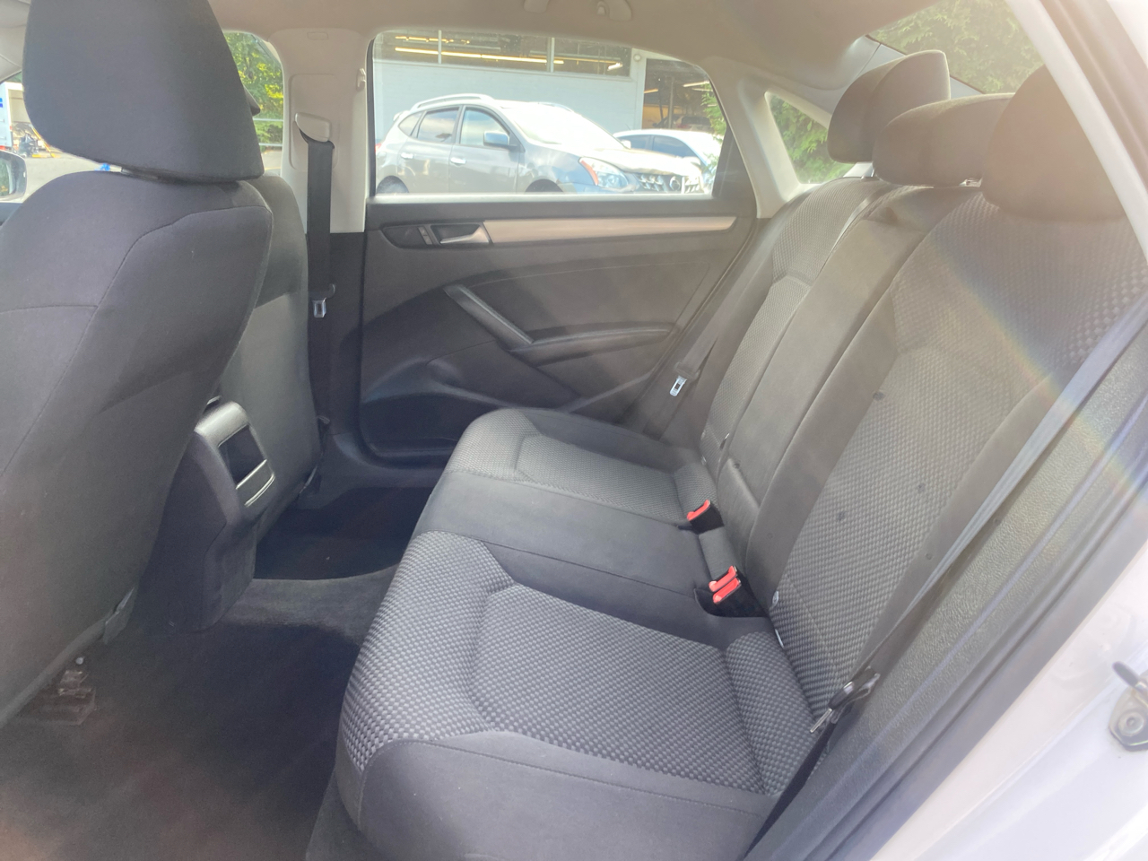 Volkswagen Passat 4dr Sdn 2.5L Auto Wolfsburg Ed PZEV *Ltd Avail* 2014 Volkswagen Passat 4dr Sdn 2.5L Auto Wolfsburg Ed PZEV *Ltd Avail* 2014