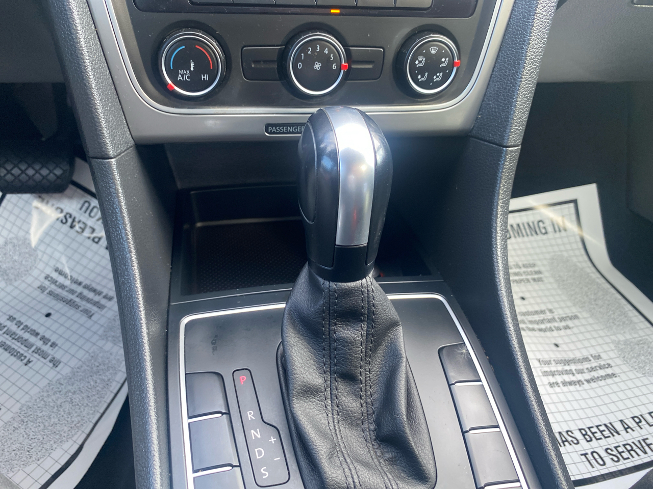 Volkswagen Passat 4dr Sdn 2.5L Auto Wolfsburg Ed PZEV *Ltd Avail* 2014 Volkswagen Passat 4dr Sdn 2.5L Auto Wolfsburg Ed PZEV *Ltd Avail* 2014