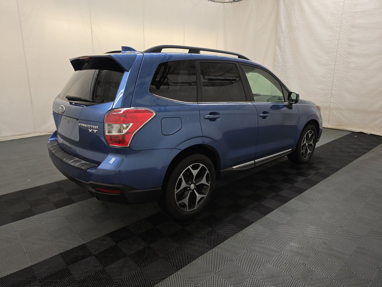 Subaru Forester 4dr CVT 2.0XT Touring 2016