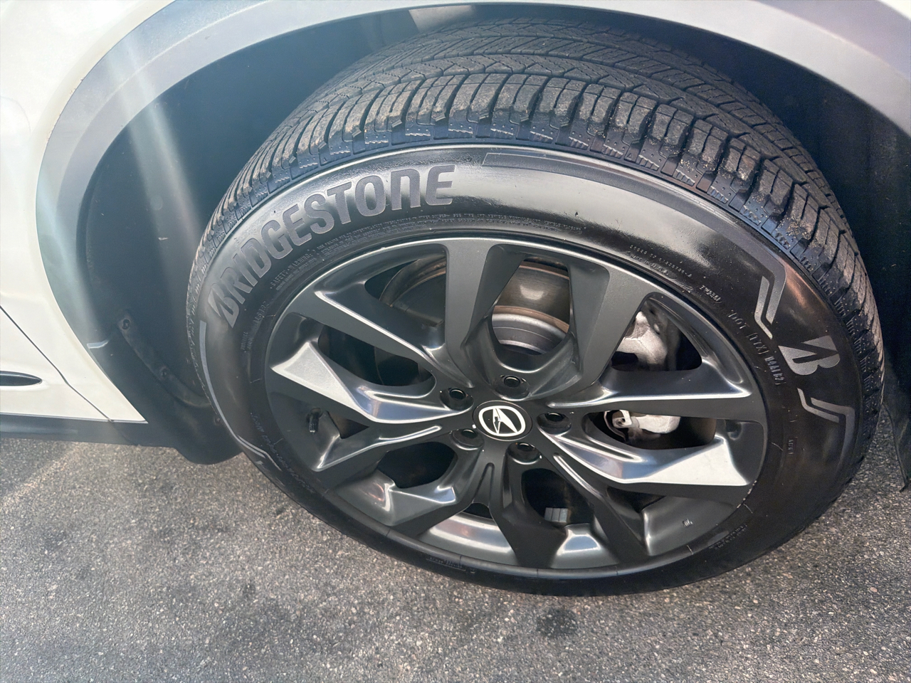 2023 Acura MDX SH-AWD A-Spec photo 4