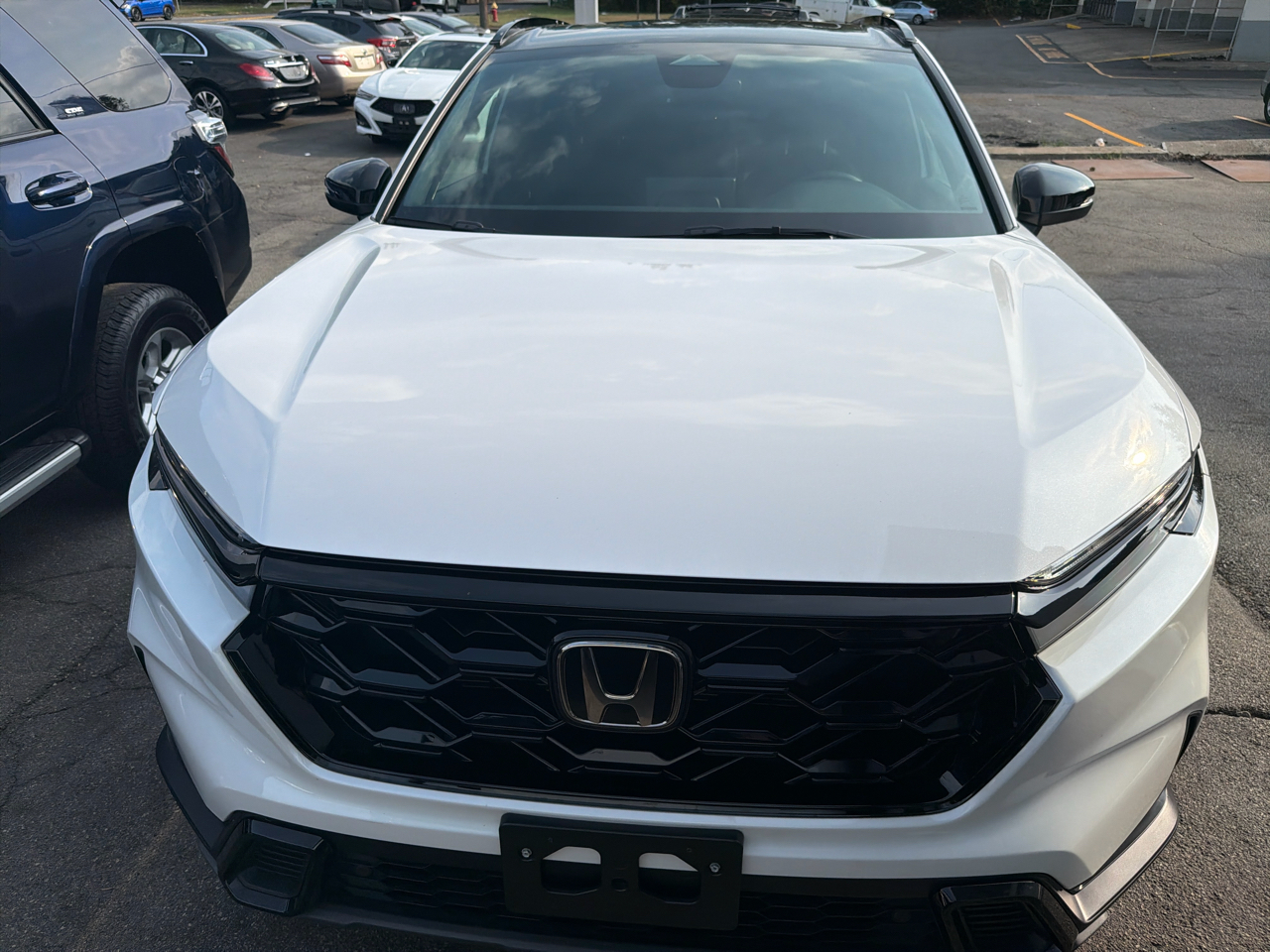 2024 Honda CR-V Hybrid Sport-L photo 2