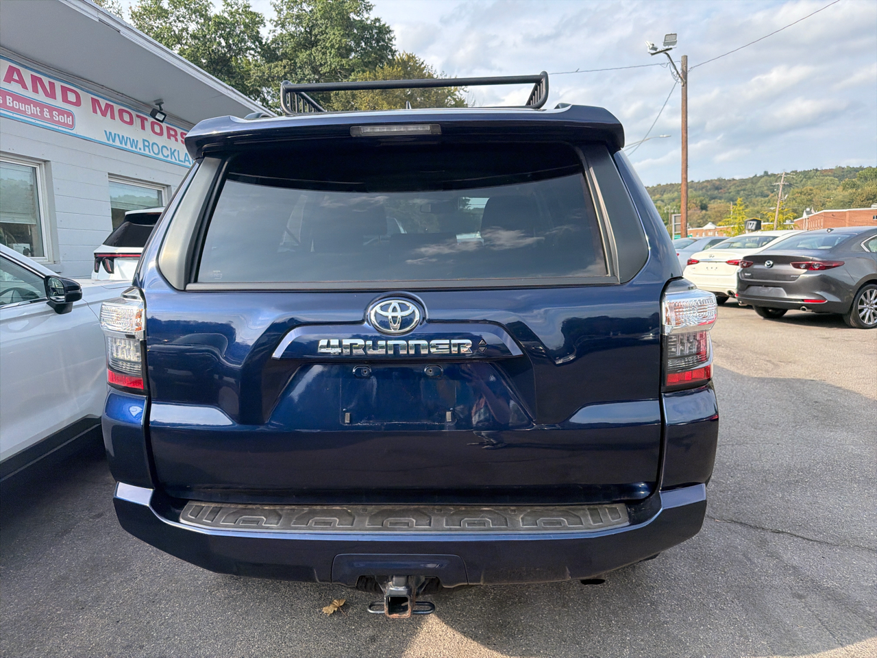 2022 Toyota 4Runner SR5 4WD photo 4