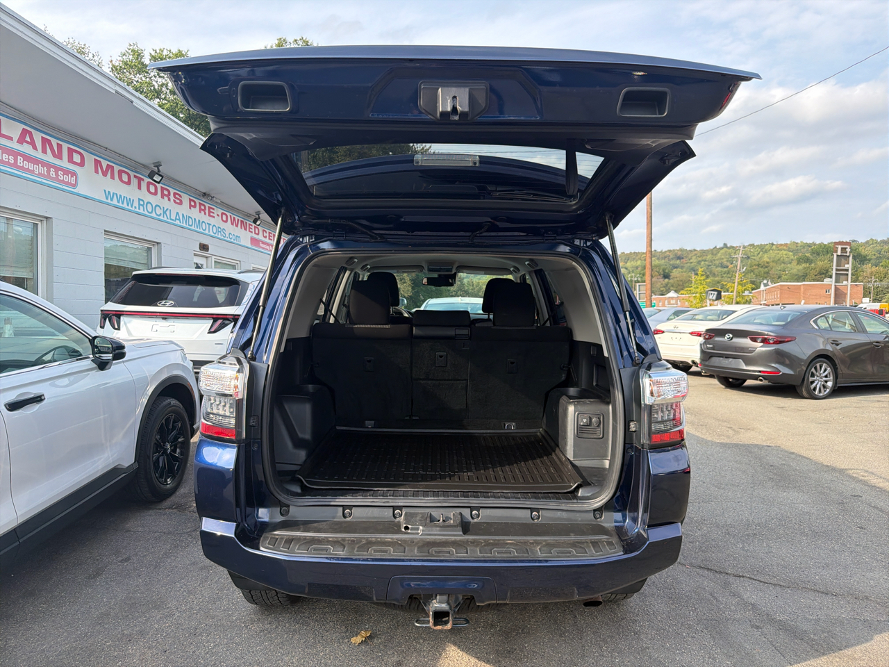 2022 Toyota 4Runner SR5 4WD photo 5