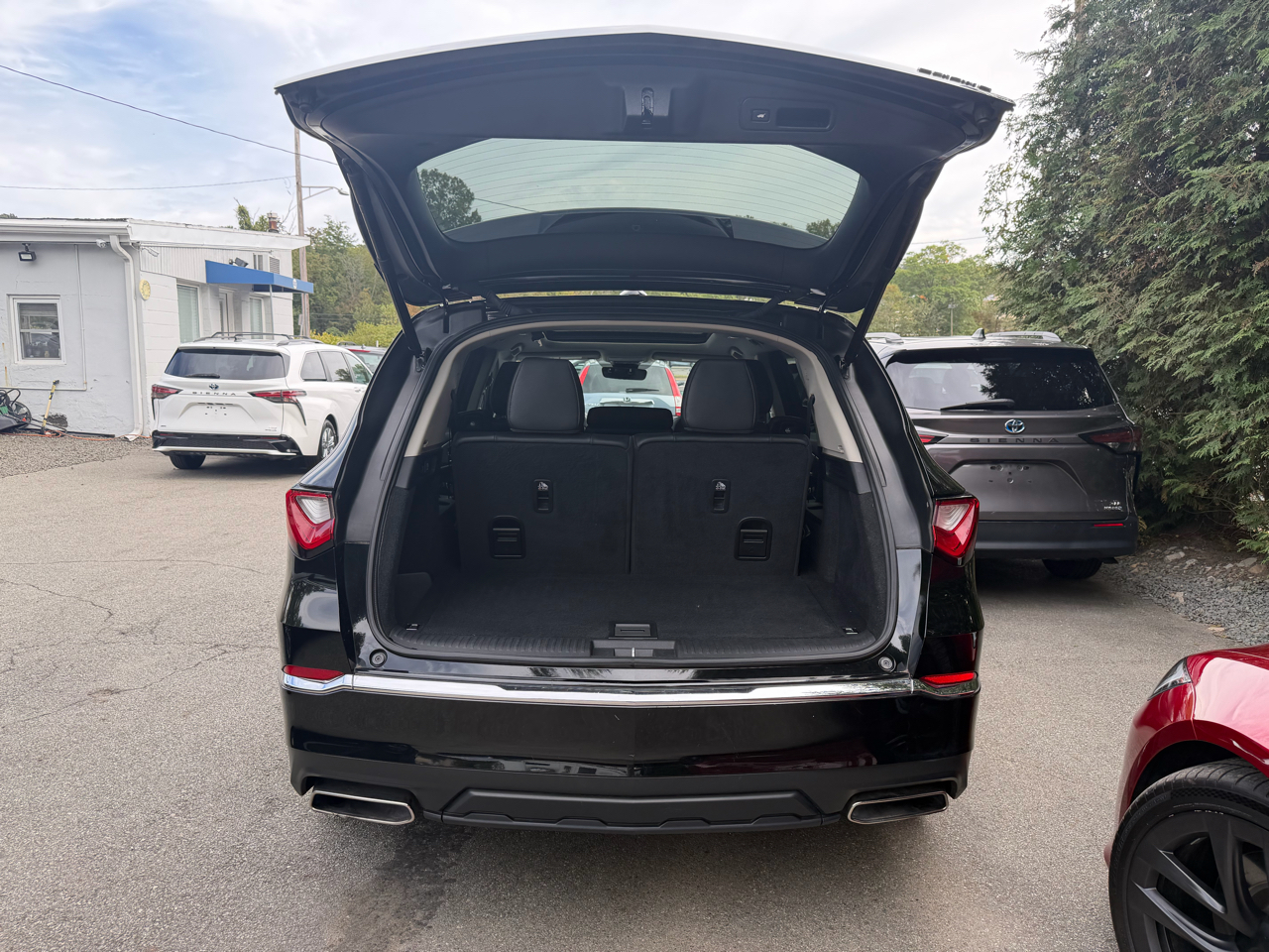 2023 Acura MDX SH-AWD photo 4