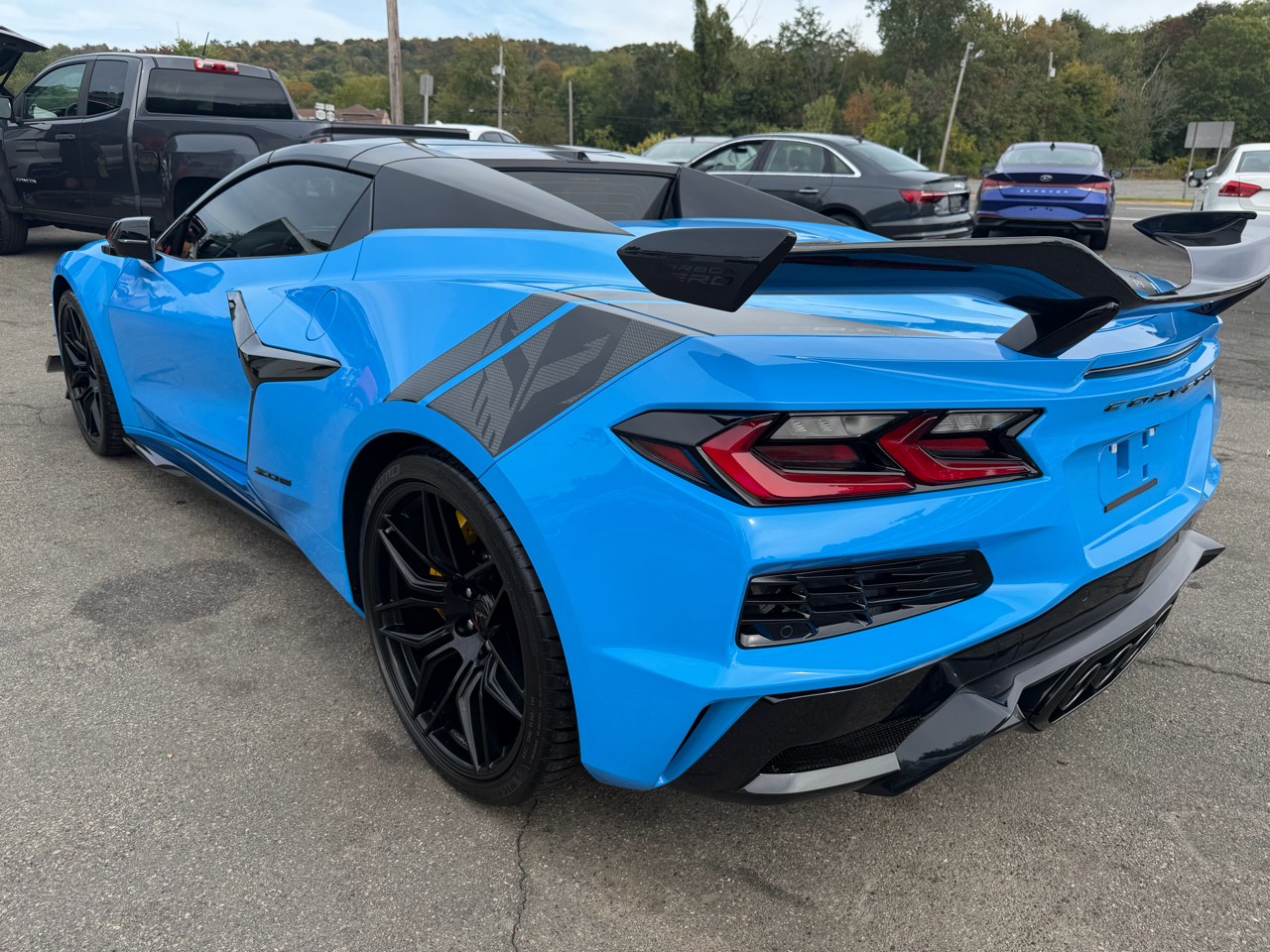 2025 Chevrolet Corvette Z06 3LZ photo 3