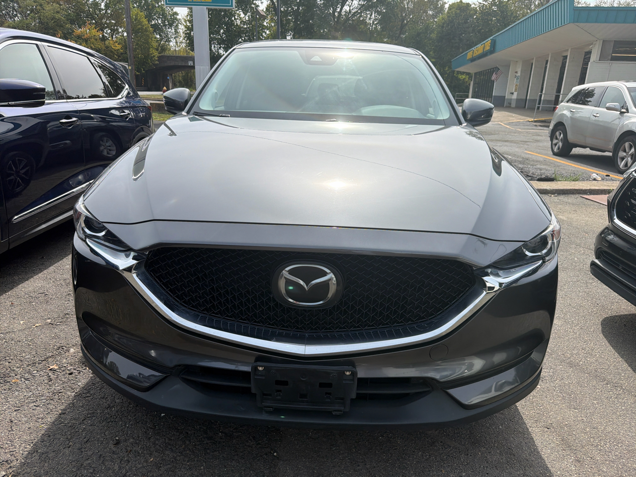 2018 Mazda CX-5 Touring photo 2