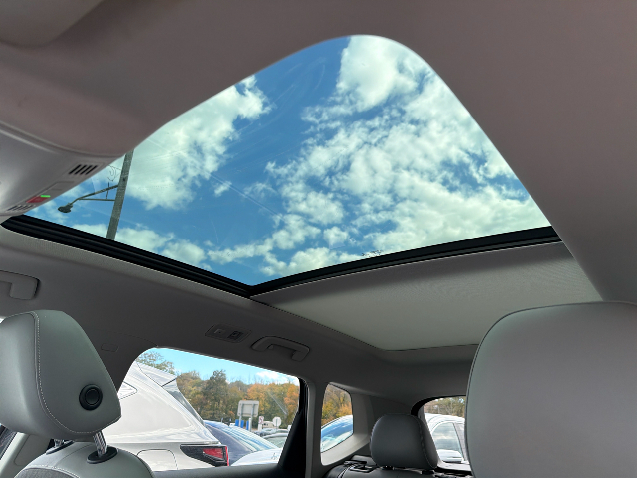 Volkswagen Taos SE FWD 2022 Volkswagen Taos SE FWD 2022