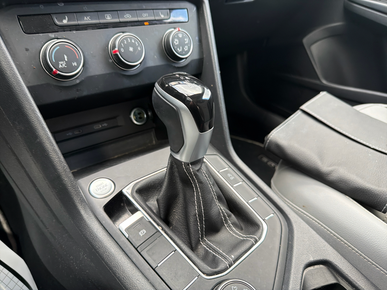 Volkswagen Taos SE FWD 2022 Volkswagen Taos SE FWD 2022