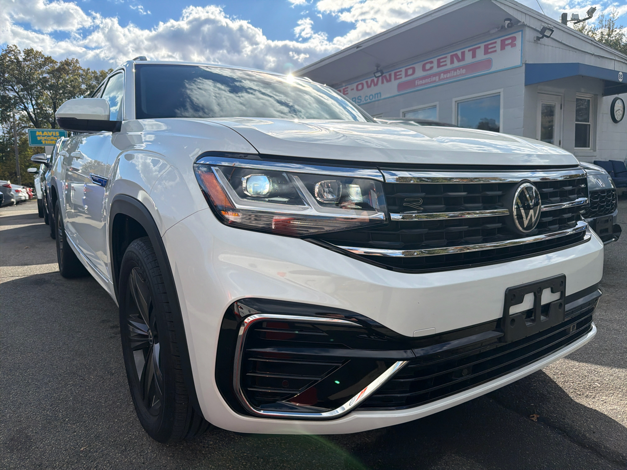 Volkswagen Atlas Cross Sport 2.0T SEL R-Line 4MOTION 2022 Volkswagen Atlas Cross Sport 2.0T SEL R-Line 4MOTION 2022