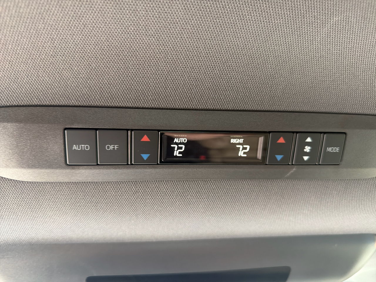 Toyota Sienna Limited AWD 7-Passenger (Natl) 2023 Toyota Sienna Limited AWD 7-Passenger (Natl) 2023