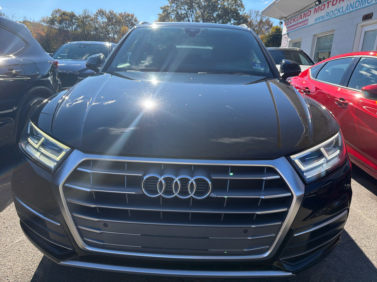 Audi Q5 2.0 TFSI Tech Premium Plus 2018 Audi Q5 2.0 TFSI Tech Premium Plus 2018