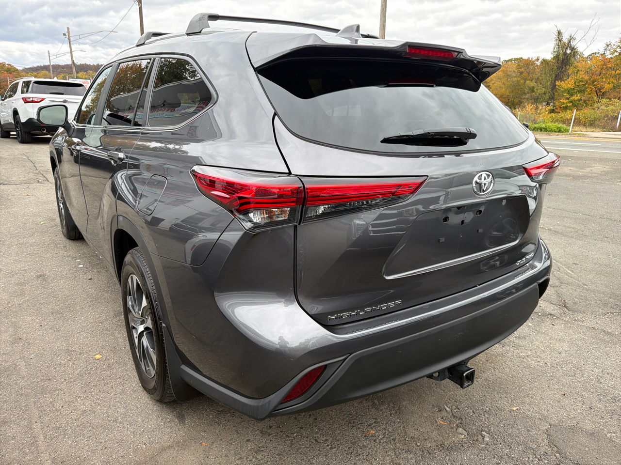 Toyota Highlander XLE AWD (Natl) 2023 Toyota Highlander XLE AWD (Natl) 2023