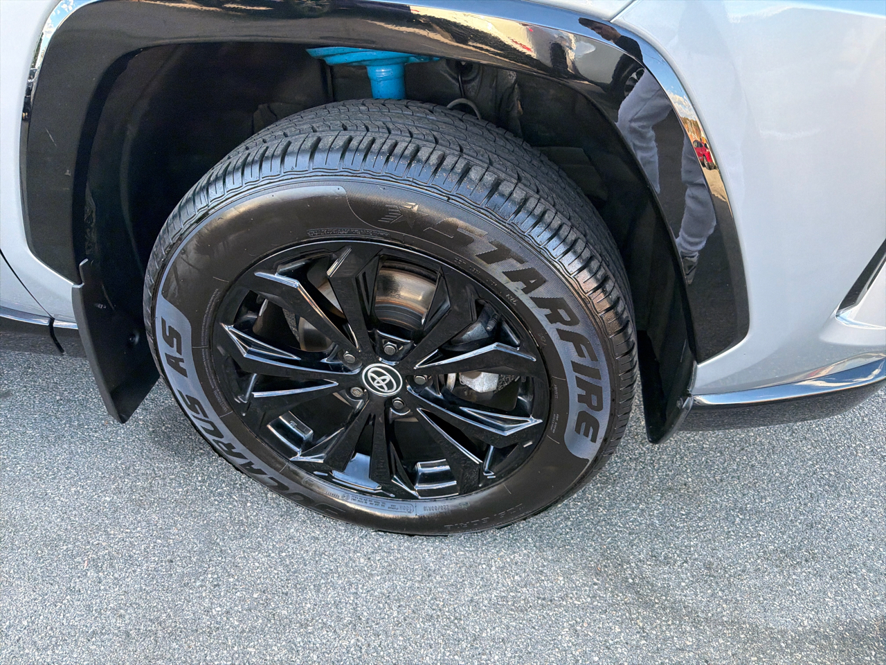 Toyota RAV4 Hybrid SE AWD (Natl) 2022 Toyota RAV4 Hybrid SE AWD (Natl) 2022