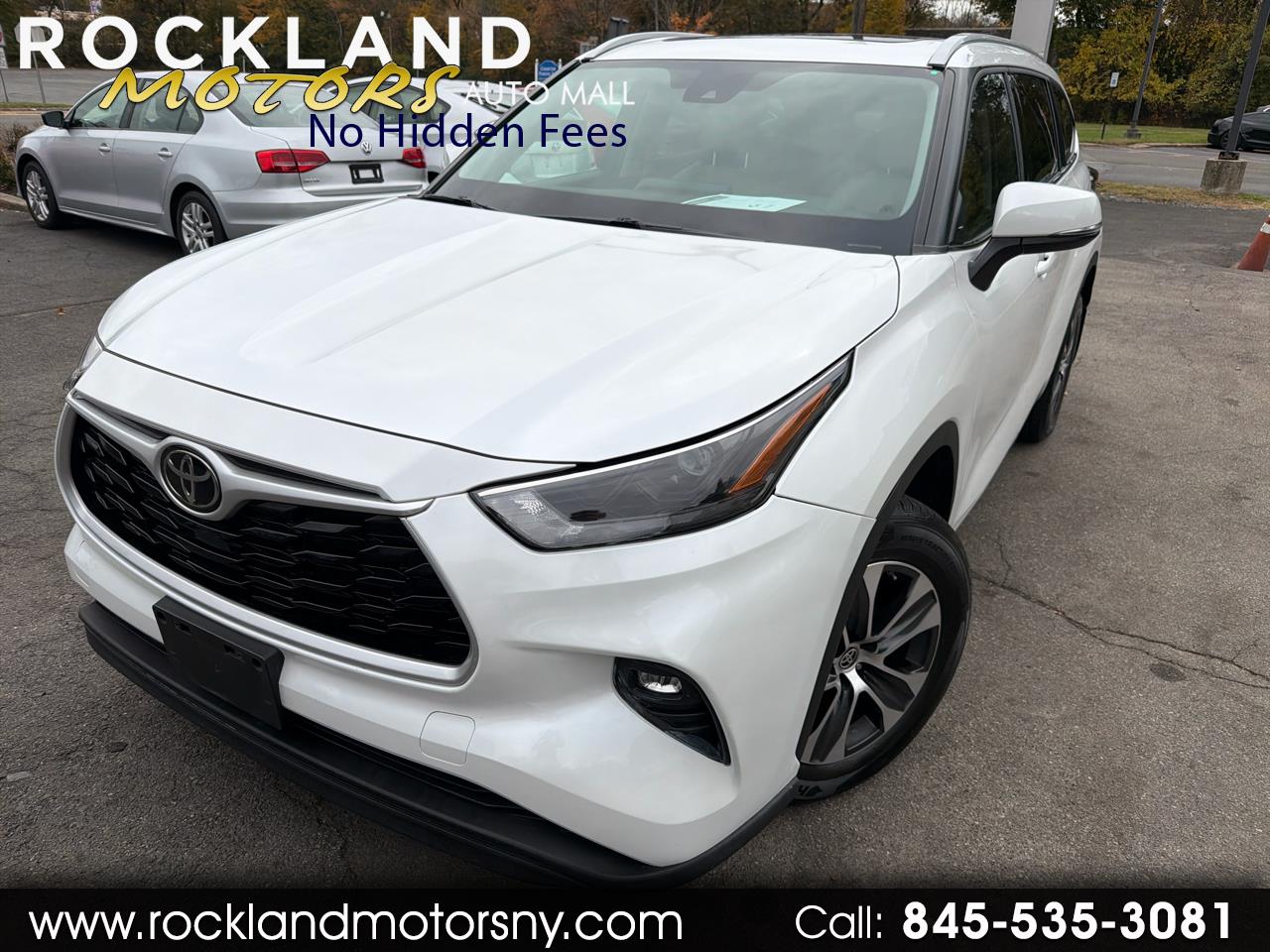 Toyota Highlander XLE AWD (Natl) 2022 Toyota Highlander XLE AWD (Natl) 2022