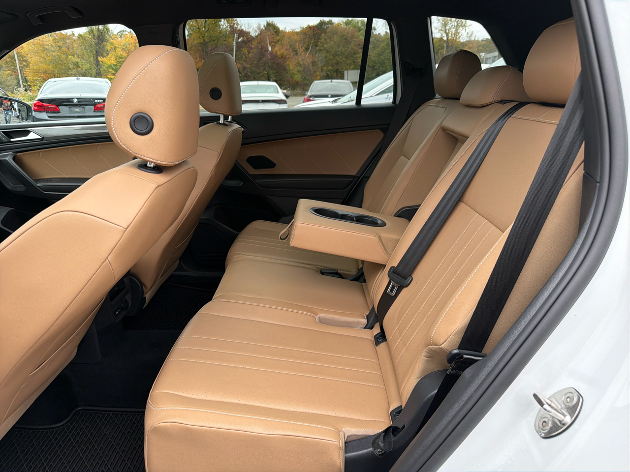 Volkswagen Tiguan 2.0T SE R-Line Black 4MOTION 2022 Volkswagen Tiguan 2.0T SE R-Line Black 4MOTION 2022