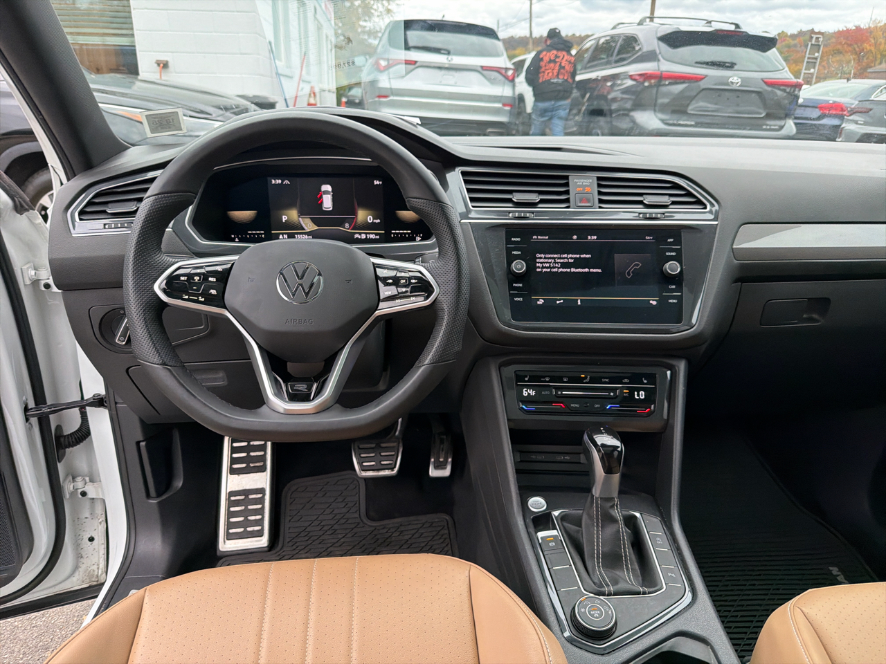 Volkswagen Tiguan 2.0T SE R-Line Black 4MOTION 2022 Volkswagen Tiguan 2.0T SE R-Line Black 4MOTION 2022