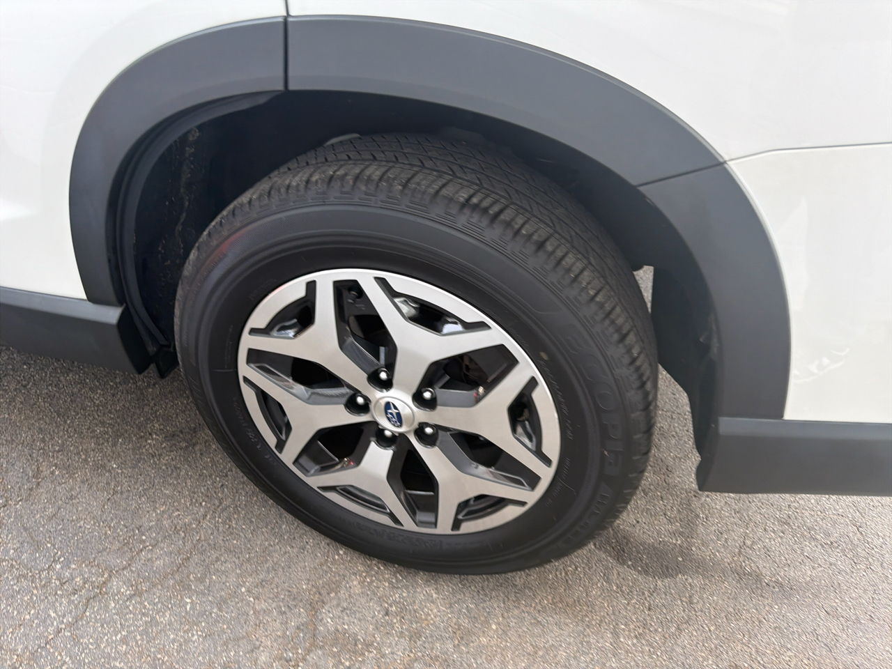 Subaru Forester Premium CVT 2023 Subaru Forester Premium CVT 2023