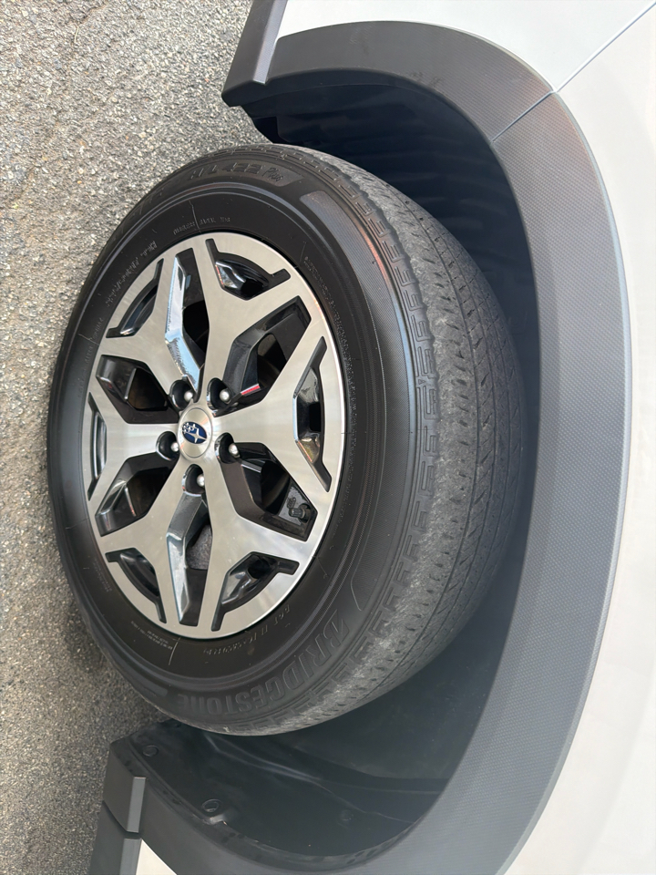 Subaru Forester Premium CVT 2023 Subaru Forester Premium CVT 2023