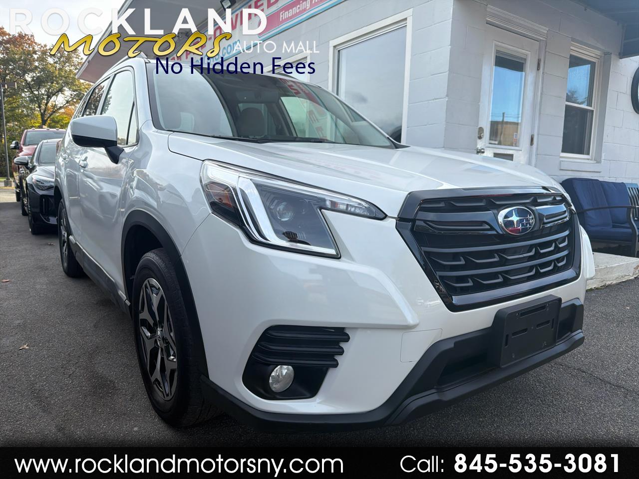 2023 Subaru Forester Premium CVT