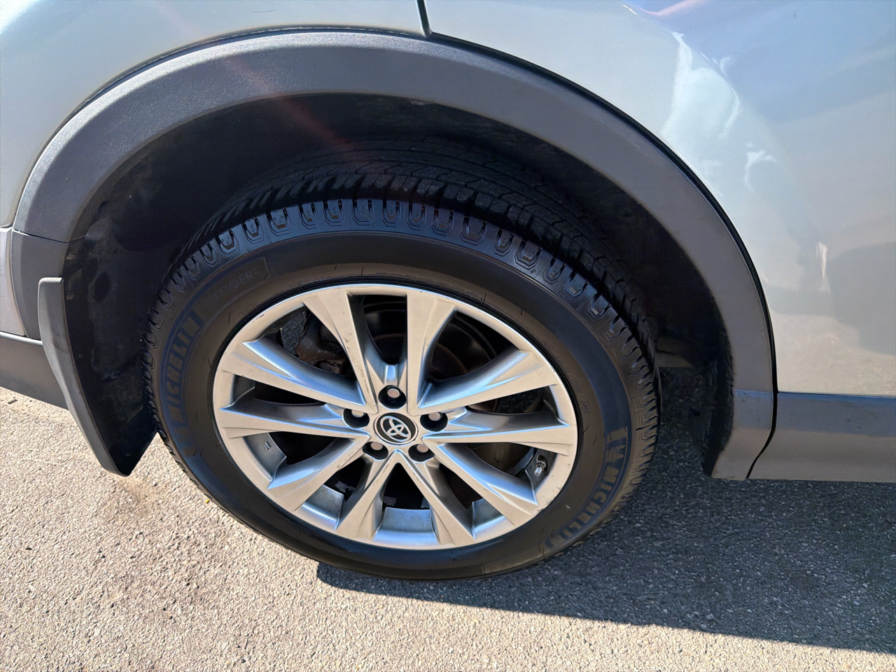 Toyota RAV4 Limited AWD (Natl) 2017 Toyota RAV4 Limited AWD (Natl) 2017