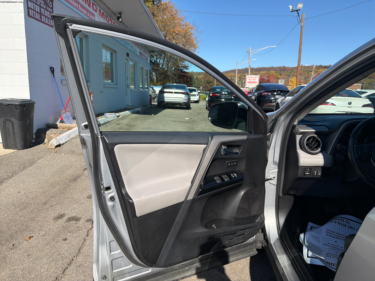 Toyota RAV4 Limited AWD (Natl) 2017 Toyota RAV4 Limited AWD (Natl) 2017