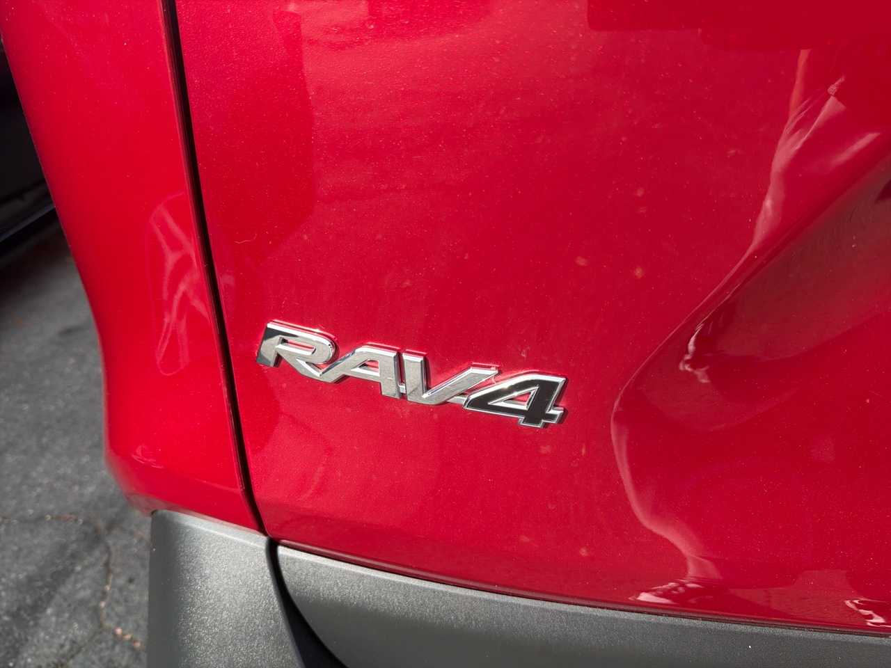 Toyota RAV4 Hybrid XLE AWD (Natl) 2023 Toyota RAV4 Hybrid XLE AWD (Natl) 2023