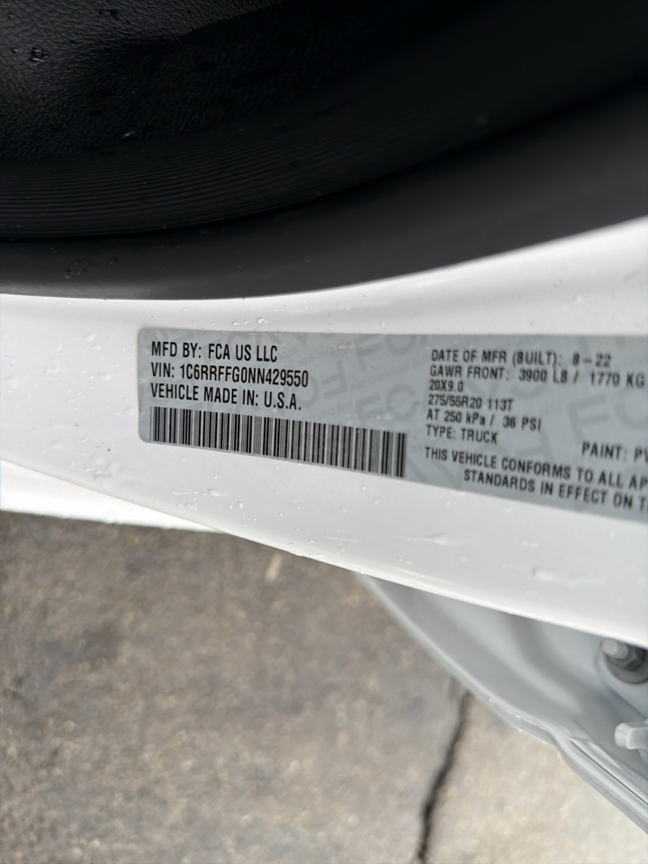 RAM 1500 Big Horn 4x4 Crew Cab 5'7" Box 2022 RAM 1500 Big Horn 4x4 Crew Cab 5'7" Box 2022